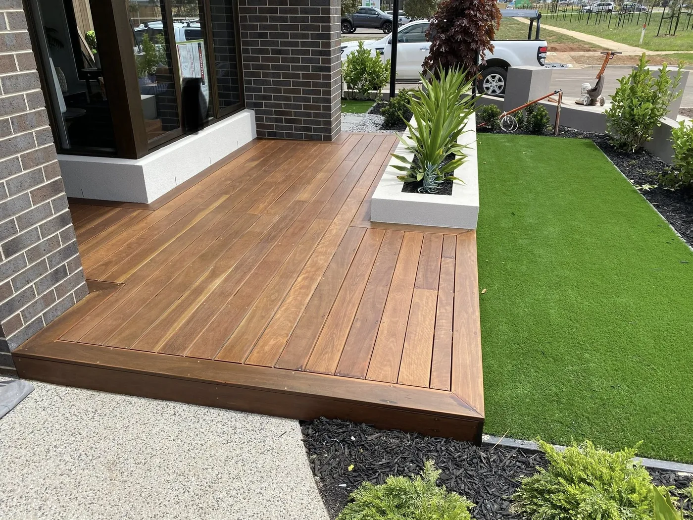 Balmain - Hardwood Deck