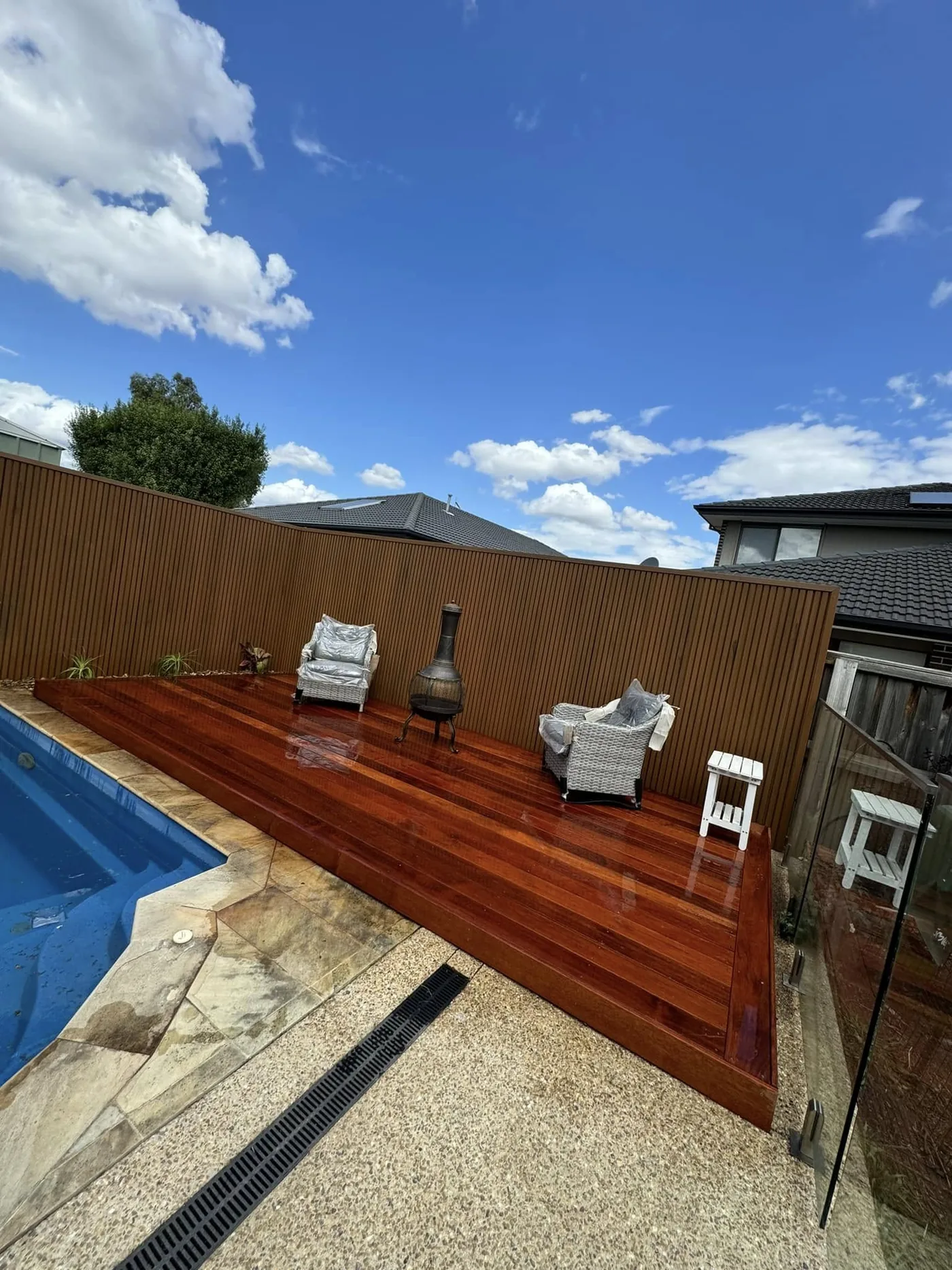 Castle Hill - Hardwood Pool Deck